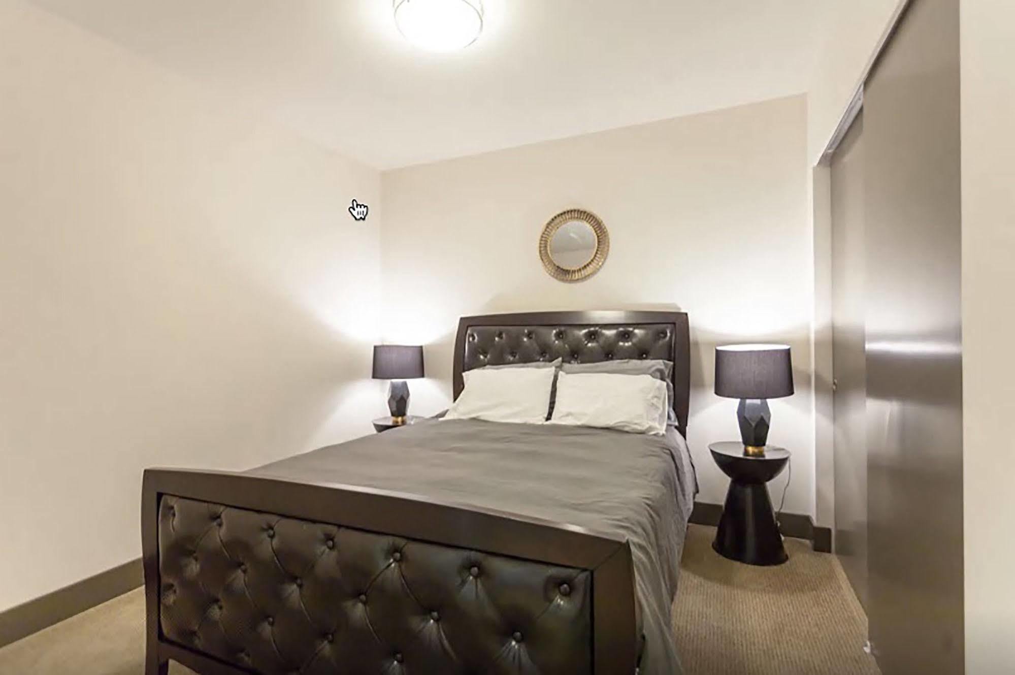 Belltown Waterfront Suites By Barsala Сиатъл Екстериор снимка