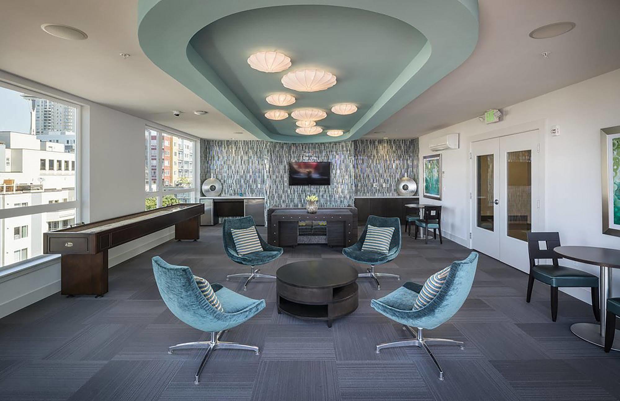 Belltown Waterfront Suites By Barsala Сиатъл Екстериор снимка